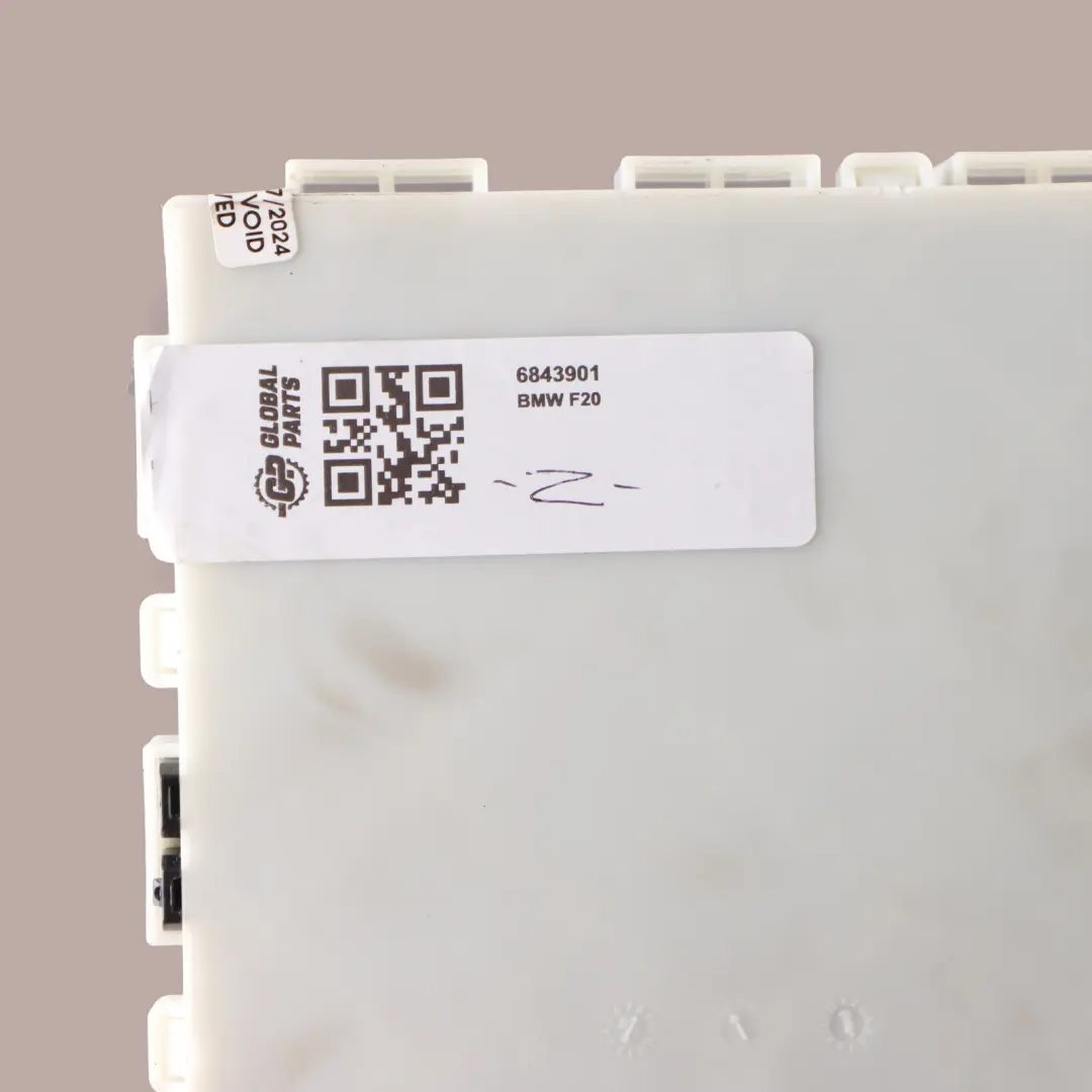 Module BCM Body Control Unit Module ECU to BMW F20 with Part number 6843901 BMW F20 Module BCM Body Control Unit Module ECU - SKU 6843901 - Part number 6843901