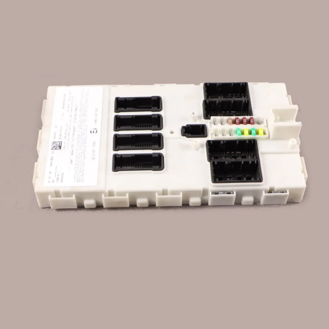 Module BCM Body Control Unit Module ECU to BMW F20 with Part number 6843901 BMW F20 Module BCM Body Control Unit Module ECU - SKU 6843901 - Part number 6843901