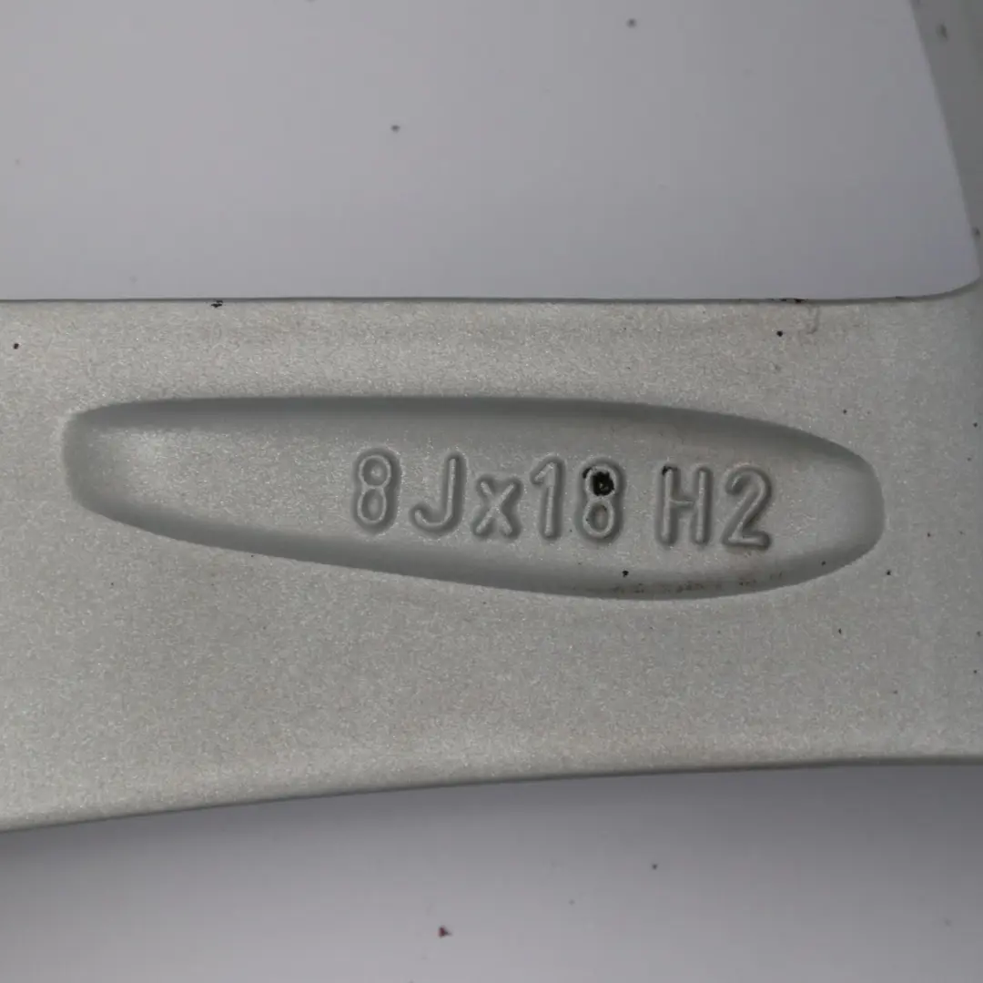 Silber Felge 18" 8J ET:57 JCW Grip Speiche für Mini F54 mit Teilenummer 6856049 Mini F54 Silber Felge 18" 8J ET:57 JCW Grip Speiche - SKU 6856049-2 - Teilenummer 6856049