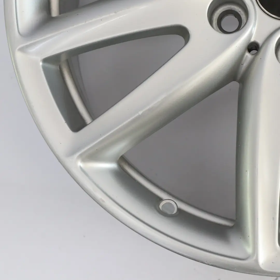 Silber Felge 18" 8J ET:57 JCW Grip Speiche für Mini F54 mit Teilenummer 6856049 Mini F54 Silber Felge 18" 8J ET:57 JCW Grip Speiche - SKU 6856049-2 - Teilenummer 6856049