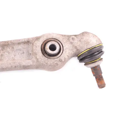 Supporto gomma braccio controllo anteriore destro inferiore per BMW G30 G31 con numero di parte 6861178 BMW G30 G31 Supporto gomma braccio controllo anteriore destro inferiore - SKU 6861178 - Numero di parte 6861178