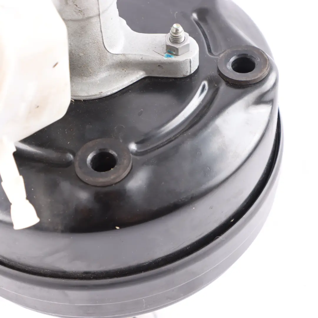 Brake Servo Unit BMW F30 LCI 330e Brake Master Cylinder Hybrid to with Part number 6879650 Brake Servo Unit BMW F30 LCI 330e Brake Master Cylinder Hybrid - SKU 6879650 - Part number 6879650