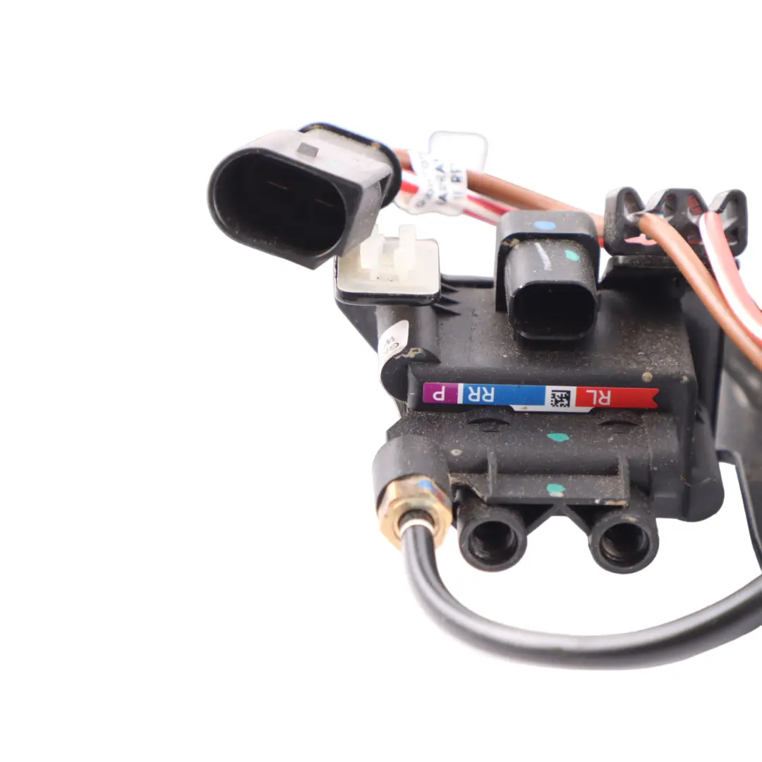 Pneumatic Air Suspension Pump Compressor Set Kit to BMW i4 G26 with Part number 6894450 BMW i4 G26 Pneumatic Air Suspension Pump Compressor Set Kit - SKU 6894450 - Part number 6894450