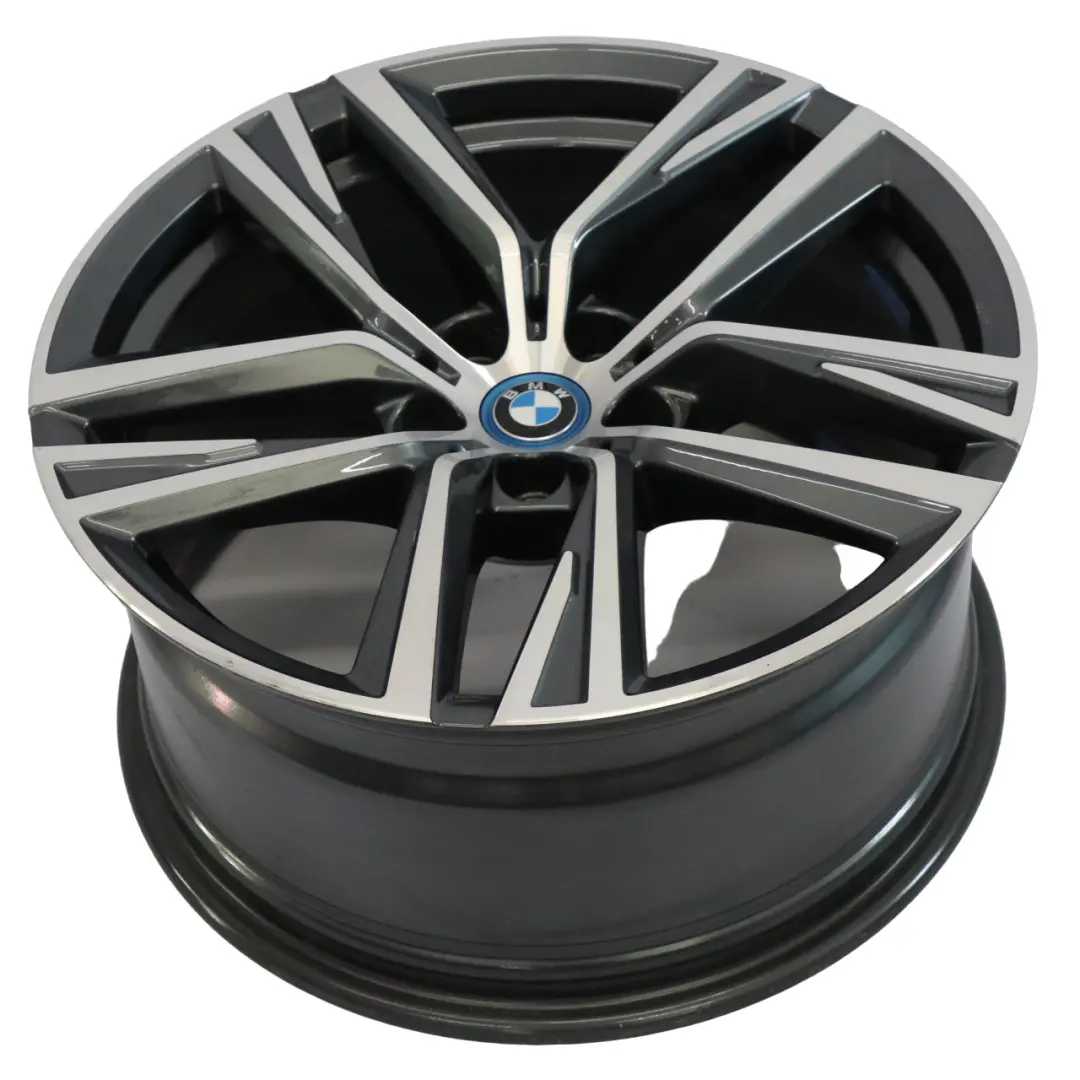 Llanta de aleación ligera 18" 9J ET:42 Doble Radio 853 para BMW i4 G26 con número de pieza 6896770 BMW i4 G26 Llanta de aleación ligera 18" 9J ET:42 Doble Radio 853 - SKU 6896770-1 - Número de pieza 6896770