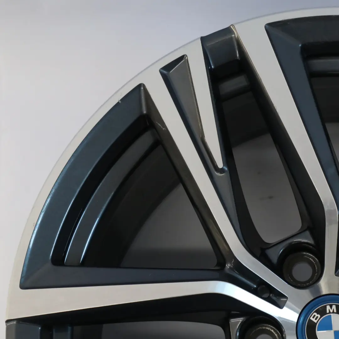 Jante Alliage Légère 18" 9J ET:42 Double Rayon 853 pour BMW i4 G26 à propos du numéro de pièce 6896770 BMW i4 G26 Jante Alliage Légère 18" 9J ET:42 Double Rayon 853 - SKU 6896770-2 - Numéro de pièce 6896770