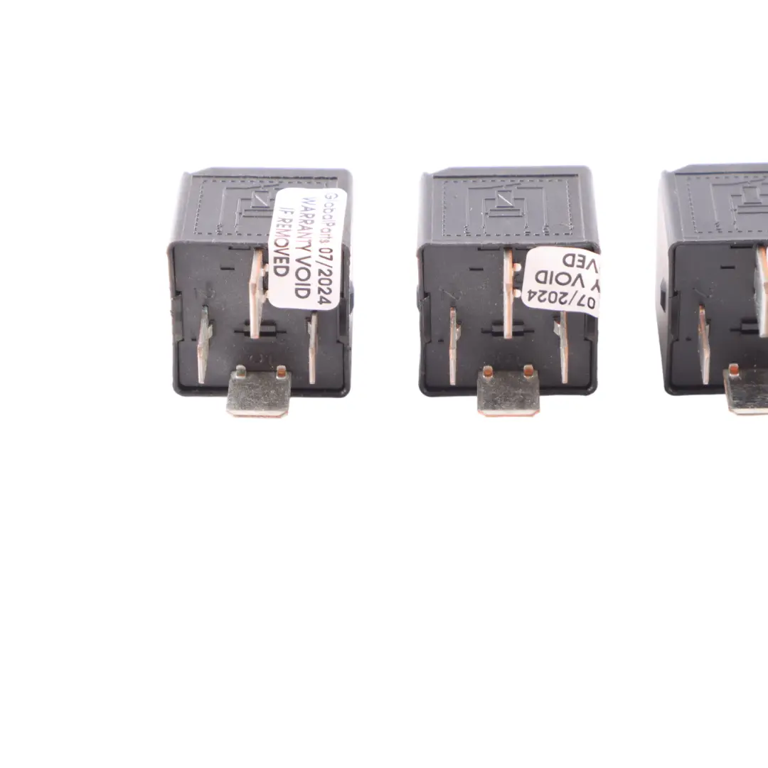 Relay BMW E60 E87 E90 F10 F30 4 Pin Tyco Set Black - SKU 6901469-3 - Part number 6901469
