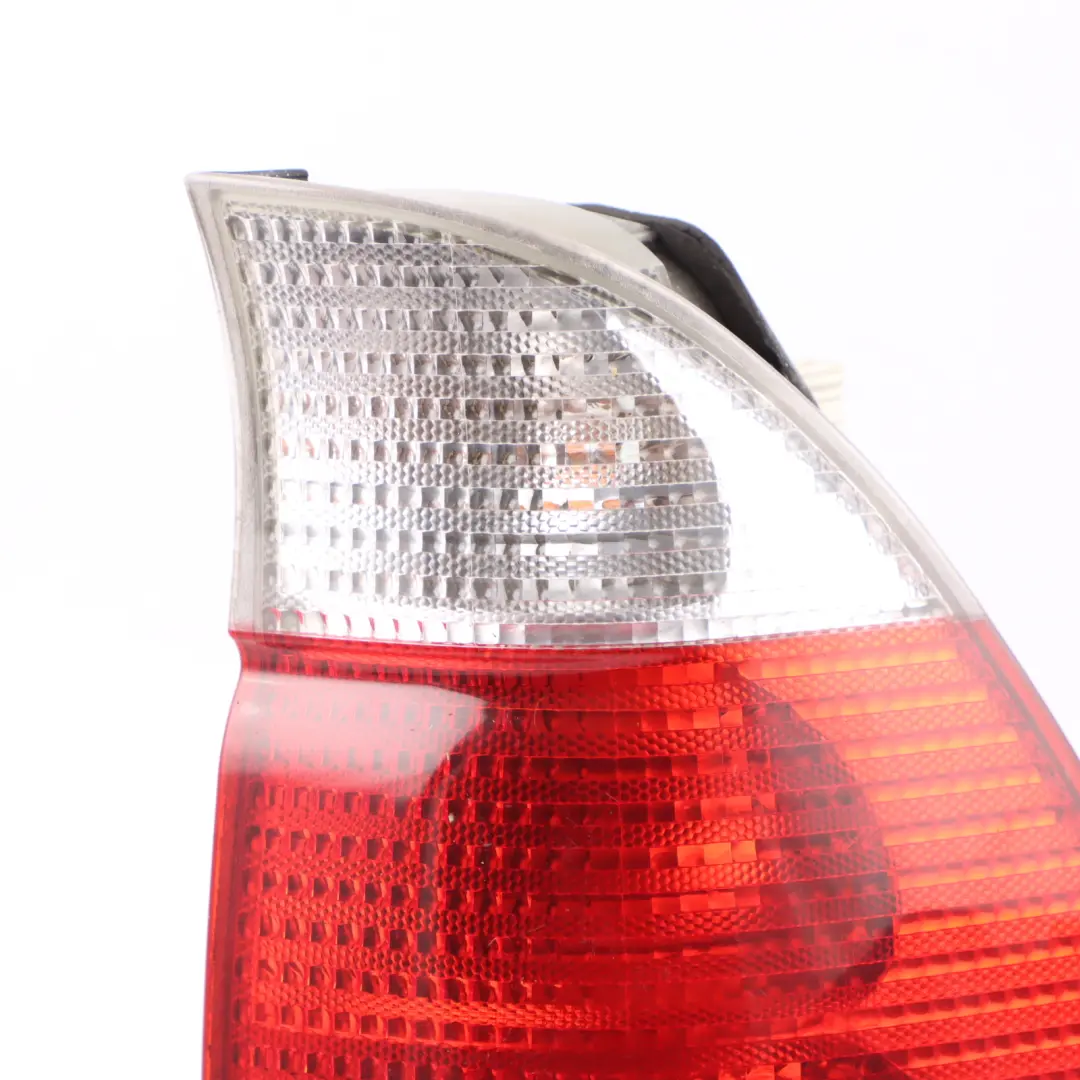 Lamp Light In The Side Panel Rear Right O/S to BMW X5 Series E53 with Part number 6916908 BMW X5 Series E53 Lamp Light In The Side Panel Rear Right O/S - SKU 6916908 - Part number 6916908