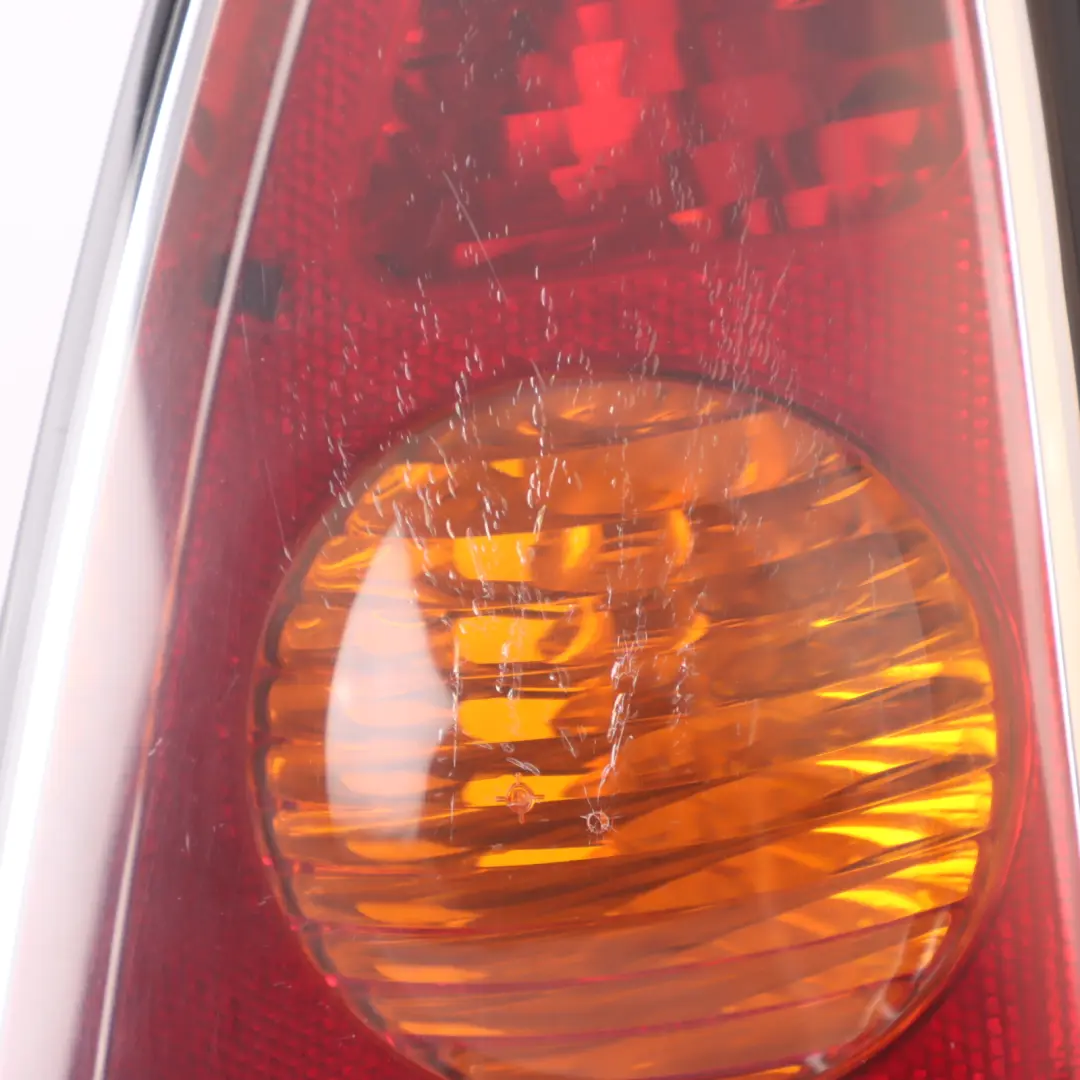 Lampa Prawa Tylna Prawy Tył do MINI R50 R53 o numerze 6935784 MINI R50 R53 Lampa Prawa Tylna Prawy Tył - SKU 6935784-1 - Numer Części 6935784