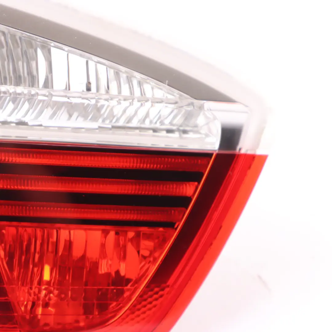 BMW E90 Luce posteriore sinistra coperchio bagagliaio Lampada posteriore - SKU 6937459-4 - Numero di parte 6937459
