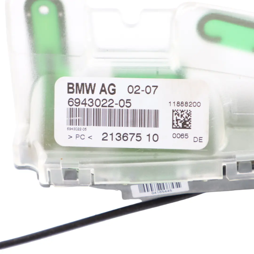 Antenna Shark BMW E60 E61 LCI E67 Roof Aeriel Receiver Amplifier Module to with Part number 6943022 Antenna Shark BMW E60 E61 LCI E67 Roof Aeriel Receiver Amplifier Module - SKU 6943022 - Part number 6943022