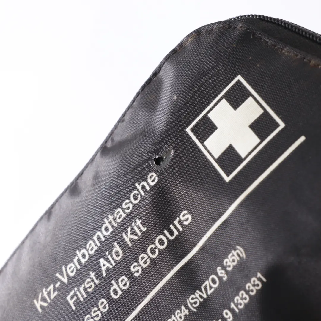 Universal First Aid Kit Medico di Emergenza Marsupio Nero per BMW con numero di parte 6949966 BMW Universal First Aid Kit Medico di Emergenza Marsupio Nero - SKU 6949966-4 - Numero di parte 6949966