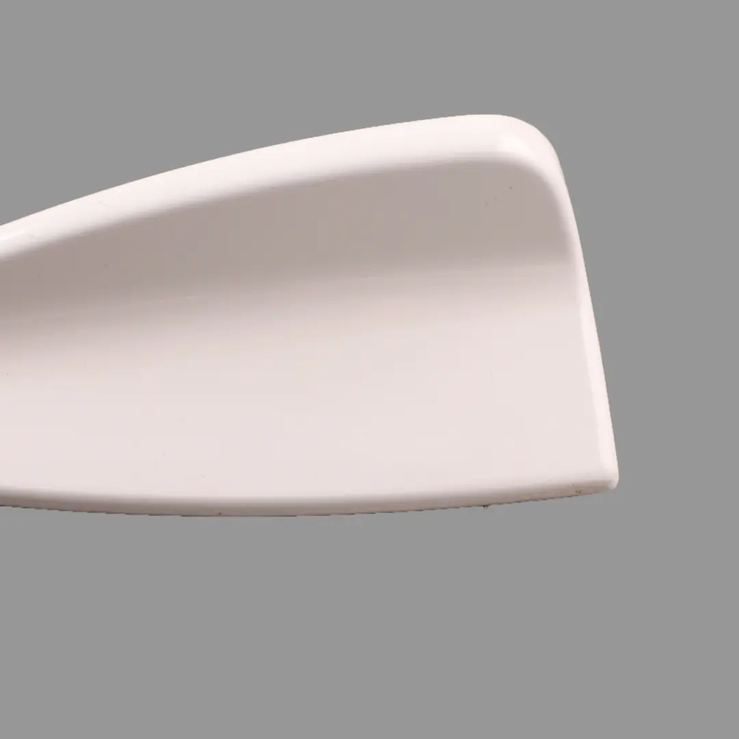 Squalo Antenna Alloggiamento Alpinweiss Bianco Alpino 300 per BMW E91 E91N LCI con numero di parte 6955557 BMW E91 E91N LCI Squalo Antenna Alloggiamento Alpinweiss Bianco Alpino 300 - SKU 6955557-AW - Numero di parte 6955557