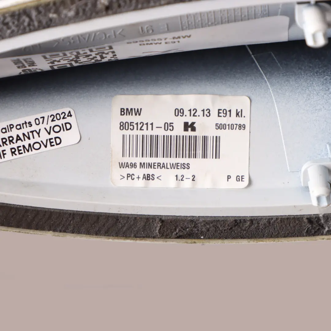 Antenna Cover BMW X1 E84 E91 Shark Aerial Roof Housing Trim Mineral White - A96 to with Part number 6955557 Antenna Cover BMW X1 E84 E91 Shark Aerial Roof Housing Trim Mineral White - A96 - SKU 6955557-MW - Part number 6955557