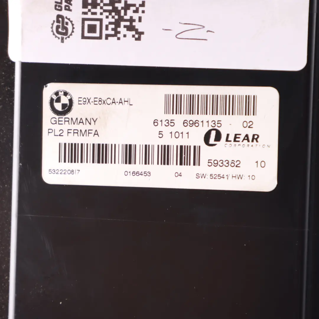 Footwell Module Light Module Control Unit ECU Resource to BMW E90 with Part number 6961135 BMW E90 Footwell Module Light Module Control Unit ECU Resource - SKU 6961135 - Part number 6961135