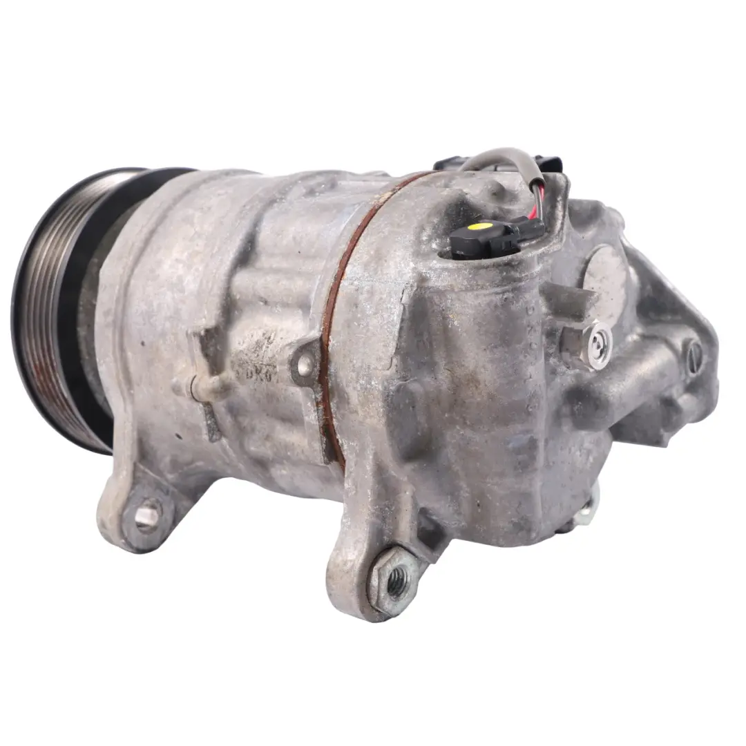 Sprężarka Klimatyzacji A/C do BMW X3 G01 G20 G21 o numerze 6994082 BMW X3 G01 G20 G21 Sprężarka Klimatyzacji A/C - SKU 6994082-1 - Numer Części 6994082