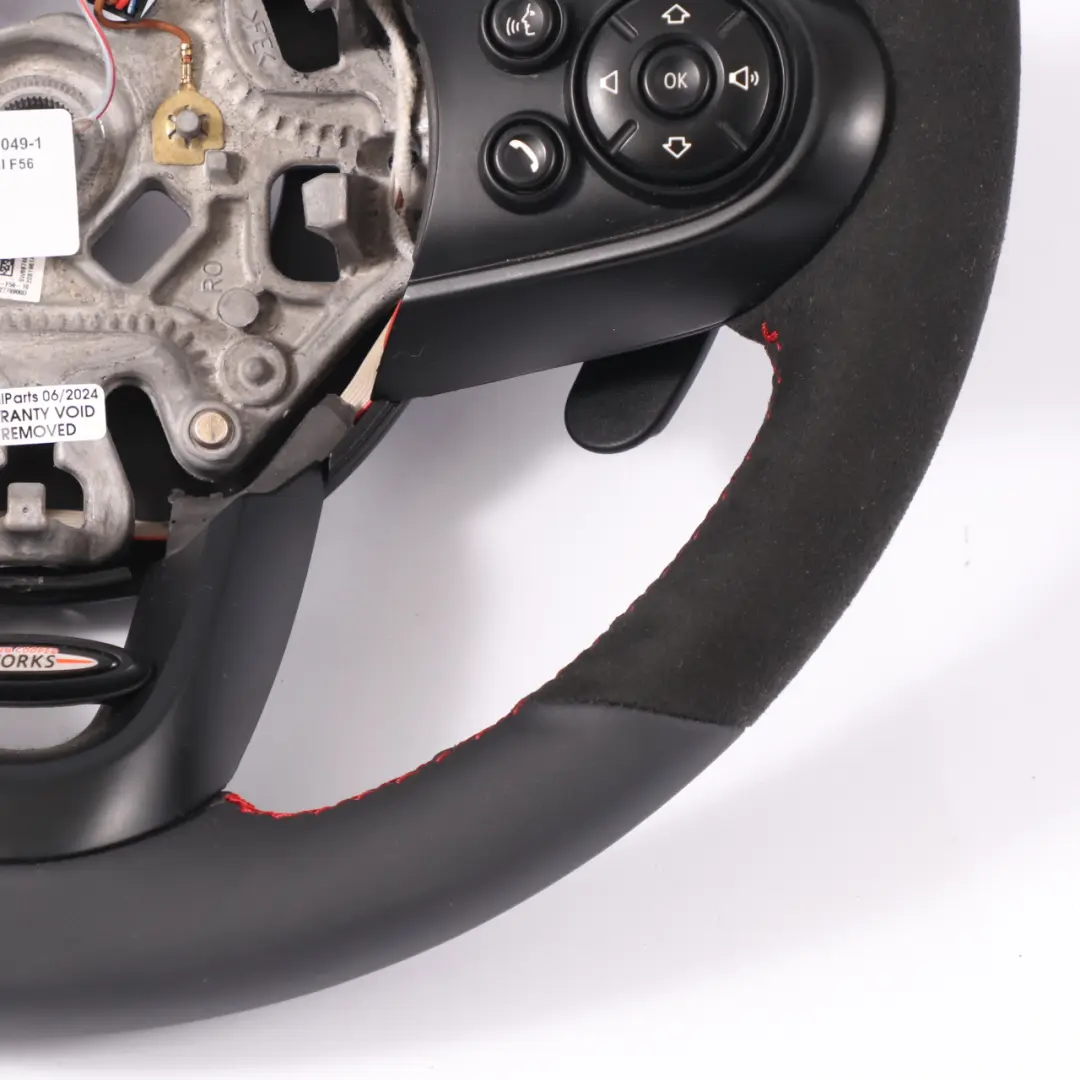 NUOVO Nero / Alcantara Pelle Sportivo Pagaie per Volante Mini Cooper S JCW F55 F56 con numero di parte 6996049 Volante Mini Cooper S JCW F55 F56 NUOVO Nero / Alcantara Pelle Sportivo Pagaie - SKU 6996049-1 - Numero di parte 6996049