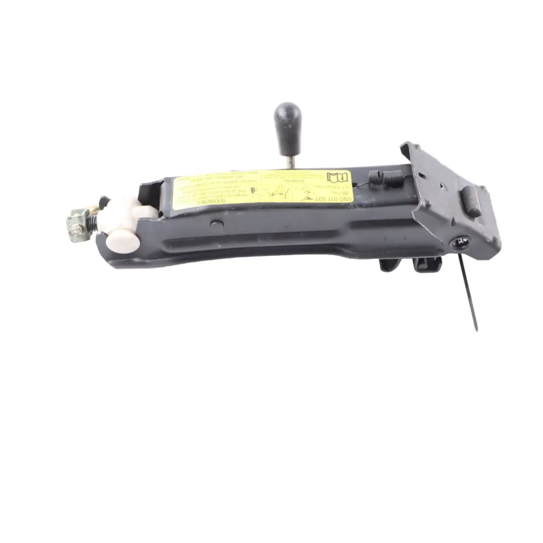 6N Lifting Jack Car Jack Tool Wheel Lifter to Volkswagen VW Polo with Part number 6N0011031 Volkswagen VW Polo 6N Lifting Jack Car Jack Tool Wheel Lifter - SKU 6N0011031 - Part number 6N0011031