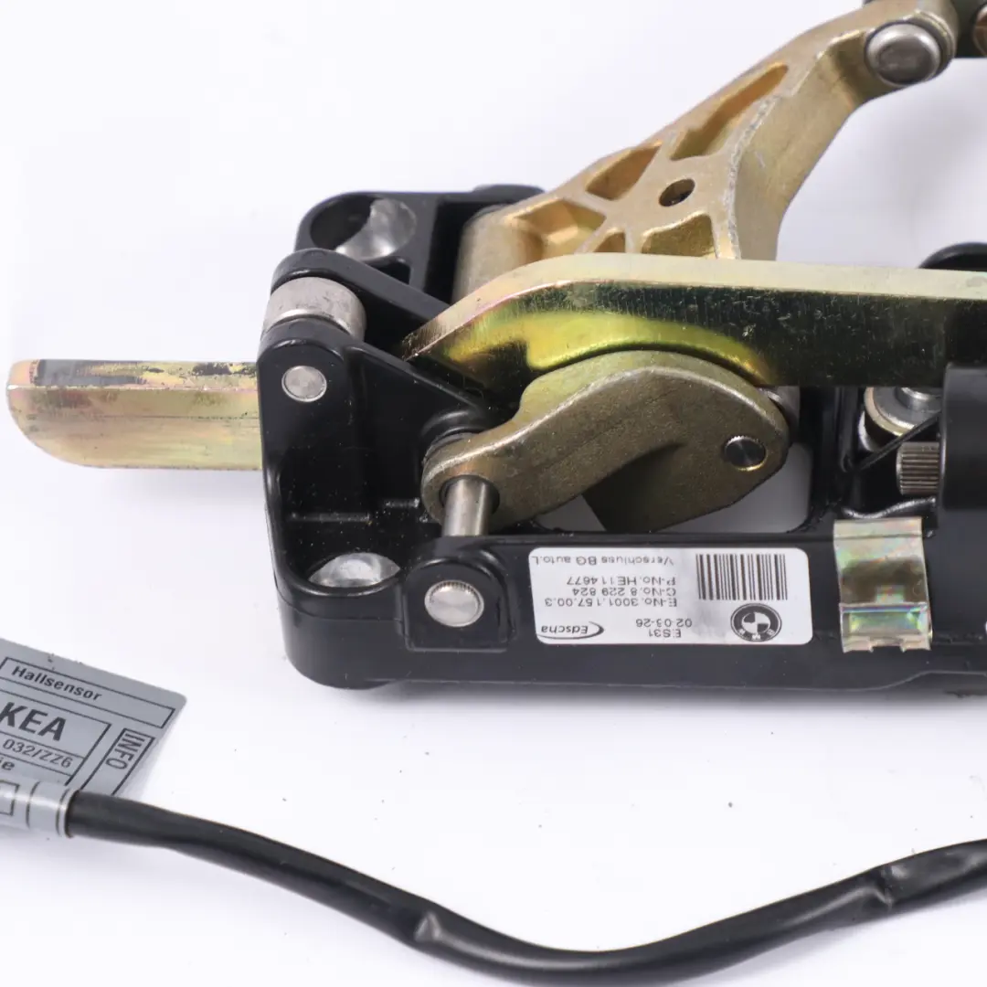 toit pliant mécanisme de verrouillage gauche pour BMW 3 E46 Cabriolet à propos du numéro de pièce 7031361 BMW 3 E46 Cabriolet toit pliant mécanisme de verrouillage gauche - SKU 7031361 - Numéro de pièce 7031361