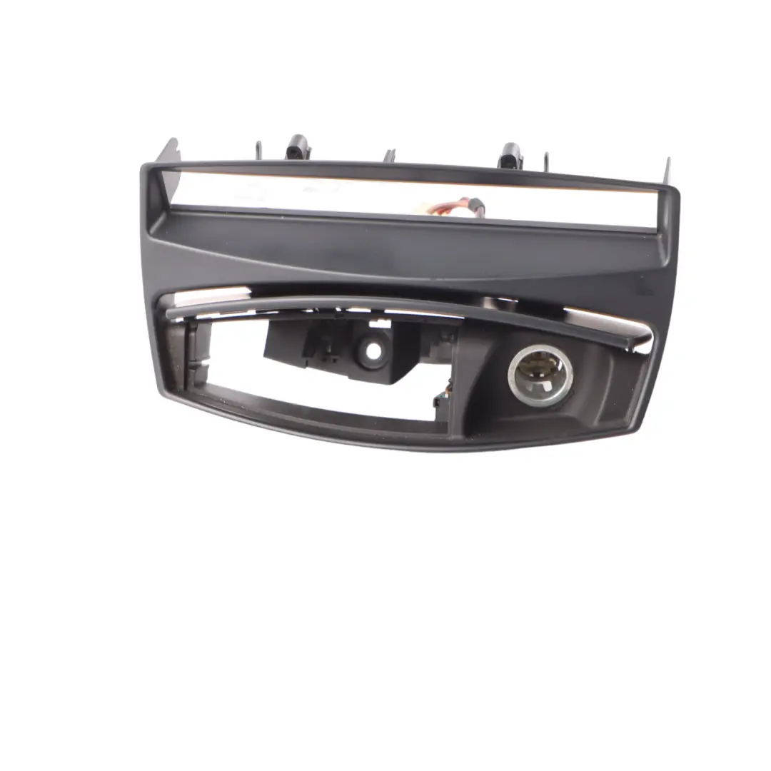 Console centrale anteriore Portacenere Nero per BMW Z4 E85 con numero di parte 7037227 BMW Z4 E85 Console centrale anteriore Portacenere Nero - SKU 7037227-2 - Numero di parte 7037227