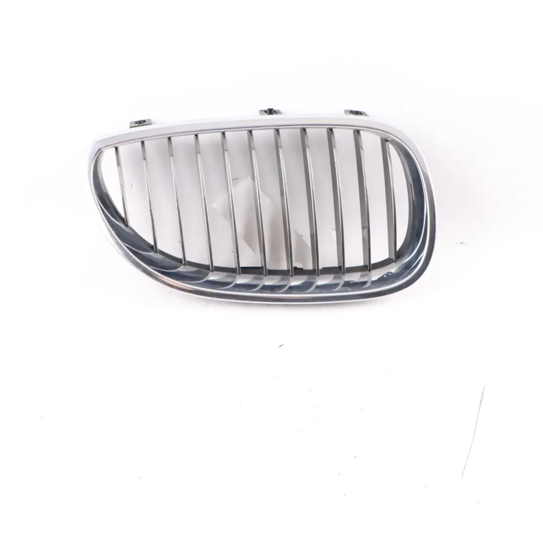 Grille Kidney BMW E60 E61 LCI Front Bumper Frame Right O/S Chrome to with Part number 7065702 Grille Kidney BMW E60 E61 LCI Front Bumper Frame Right O/S Chrome - SKU 7065702-1 - Part number 7065702