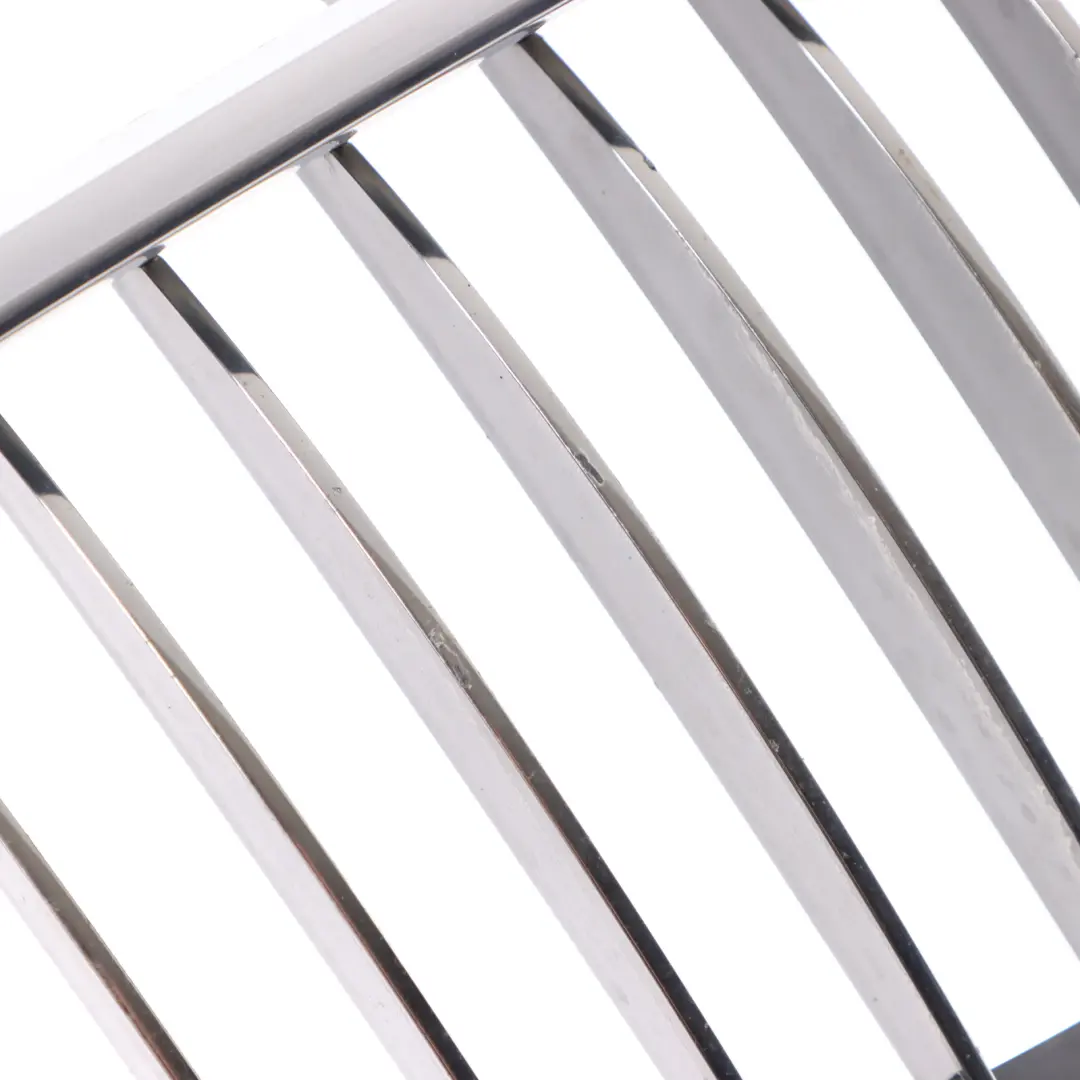 Grille Kidney BMW E60 E61 LCI Front Bumper Frame Right O/S Chrome to with Part number 7065702 Grille Kidney BMW E60 E61 LCI Front Bumper Frame Right O/S Chrome - SKU 7065702-1 - Part number 7065702