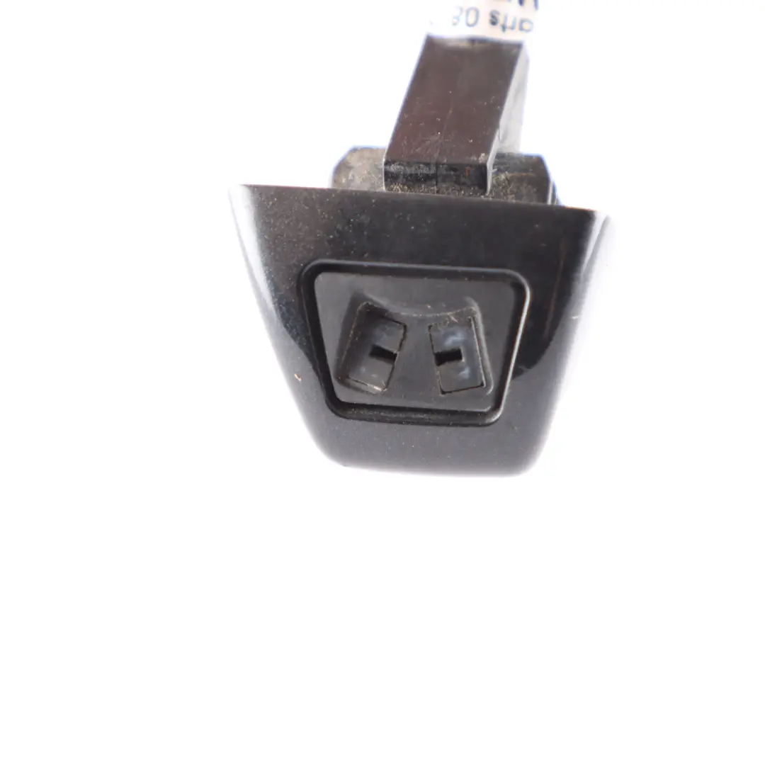 Spray Nozzle Headlight Lamp Washer System Jet Black Sapphire 475 to BMW E87 with Part number 7117850 BMW E87 Spray Nozzle Headlight Lamp Washer System Jet Black Sapphire 475 - SKU 7117850-BS - Part number 7117850