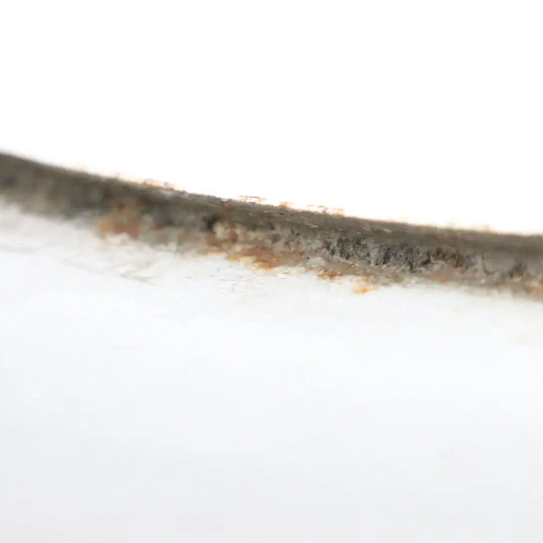 Panel Lateral Guardabarros Delantero Izquierdo Alpine Blanco 300 para BMW E81 E87 con número de pieza 7133227 BMW E81 E87 Panel Lateral Guardabarros Delantero Izquierdo Alpine Blanco 300 - SKU 7133227-AW3 - Número de pieza 7133227