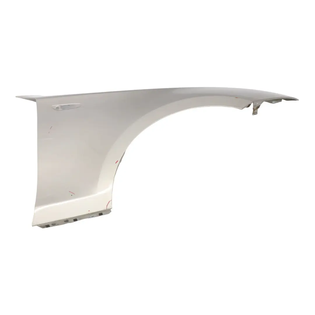 BMW E81 E87 Pannello laterale anteriore destro parafango Kaschmirsilber - A72 - SKU 7133228-KAS - Numero di parte 7133228