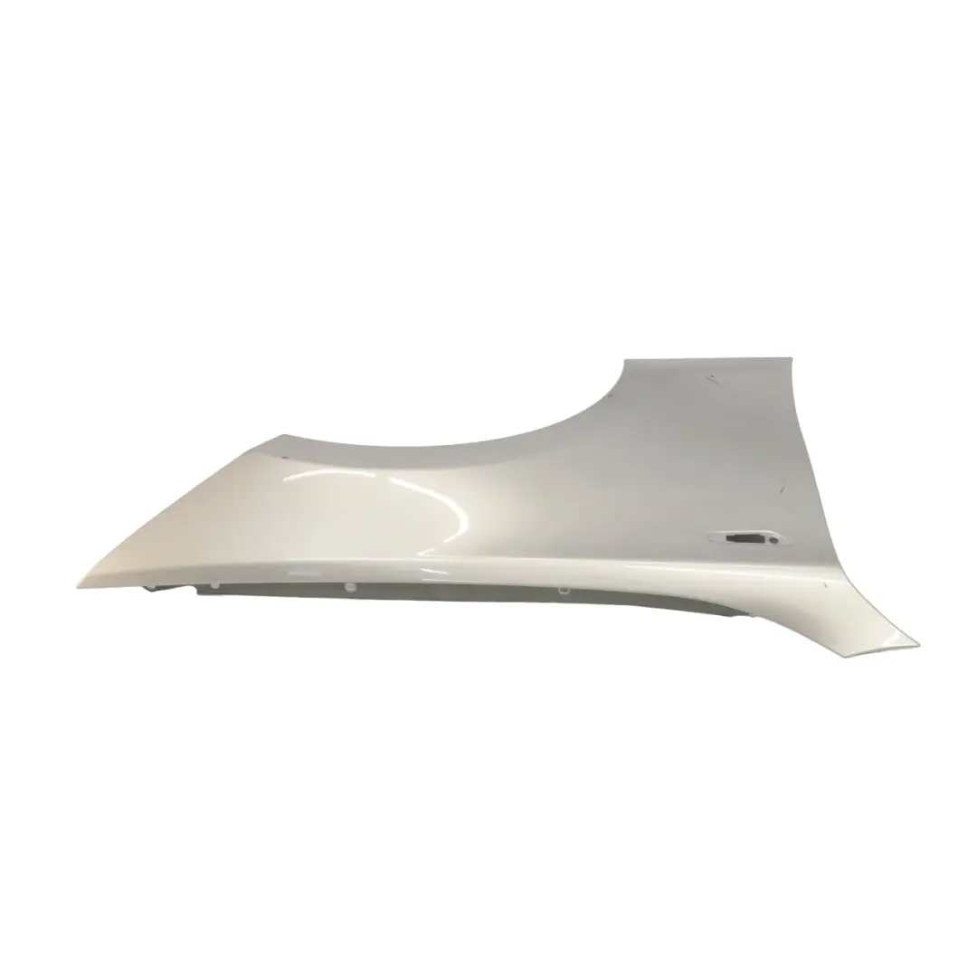 BMW E81 E87 Pannello laterale anteriore destro parafango Kaschmirsilber - A72 - SKU 7133228-KAS - Numero di parte 7133228