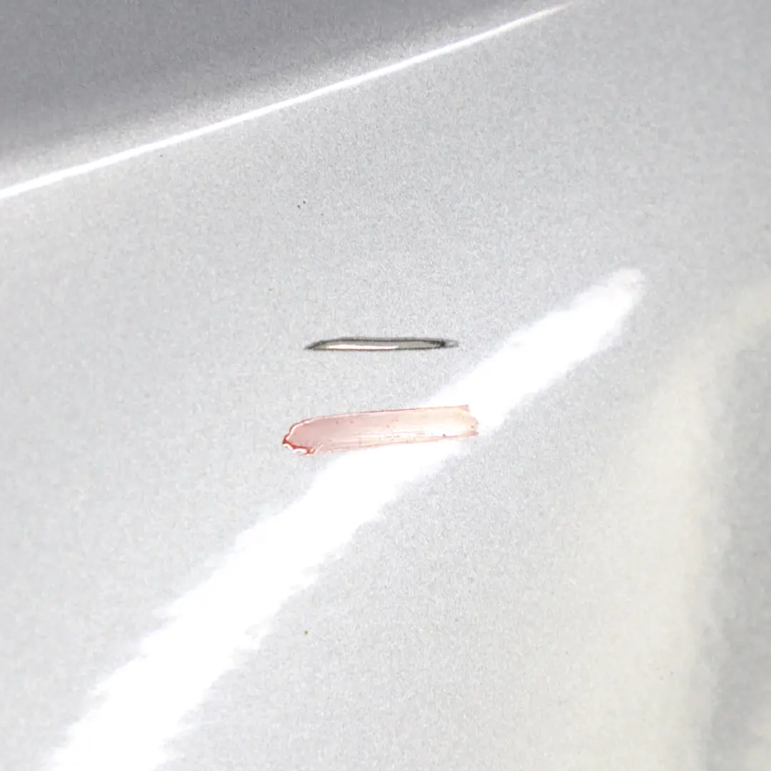 BMW E90 E91 Seitenverkleidung Kotflügel vorne links Spacegrau Grau - A52 - SKU 7135679-SCG3 - Teilenummer 7135679