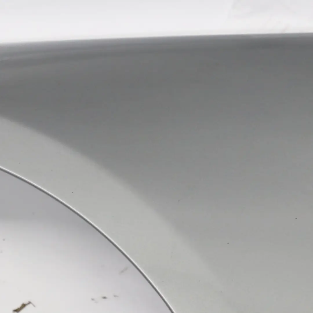 BMW E90 E91 Panneau latéral Aile avant gauche Spacegrau Grey - A52 - SKU 7135679-SCG3 - Numéro de pièce 7135679
