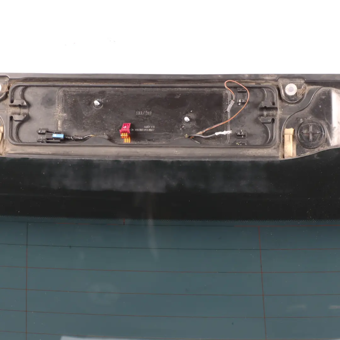 Window Glass Green Glazing AS2 to BMW E61 Touring Rear with Part number 7163460 BMW E61 Touring Rear Window Glass Green Glazing AS2 - SKU 7163460-1 - Part number 7163460