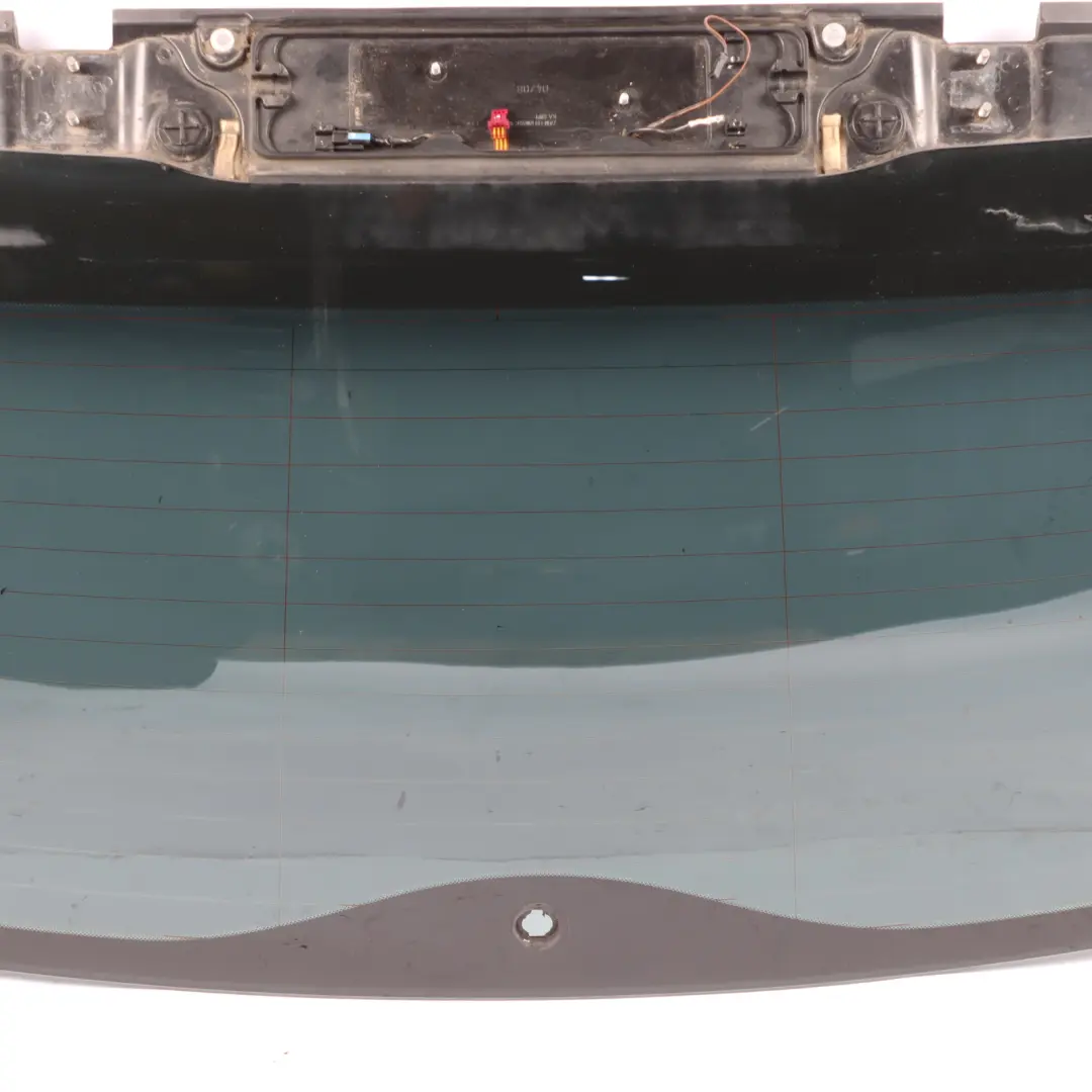 Window Glass Green Glazing AS2 to BMW E61 Touring Rear with Part number 7163460 BMW E61 Touring Rear Window Glass Green Glazing AS2 - SKU 7163460-1 - Part number 7163460