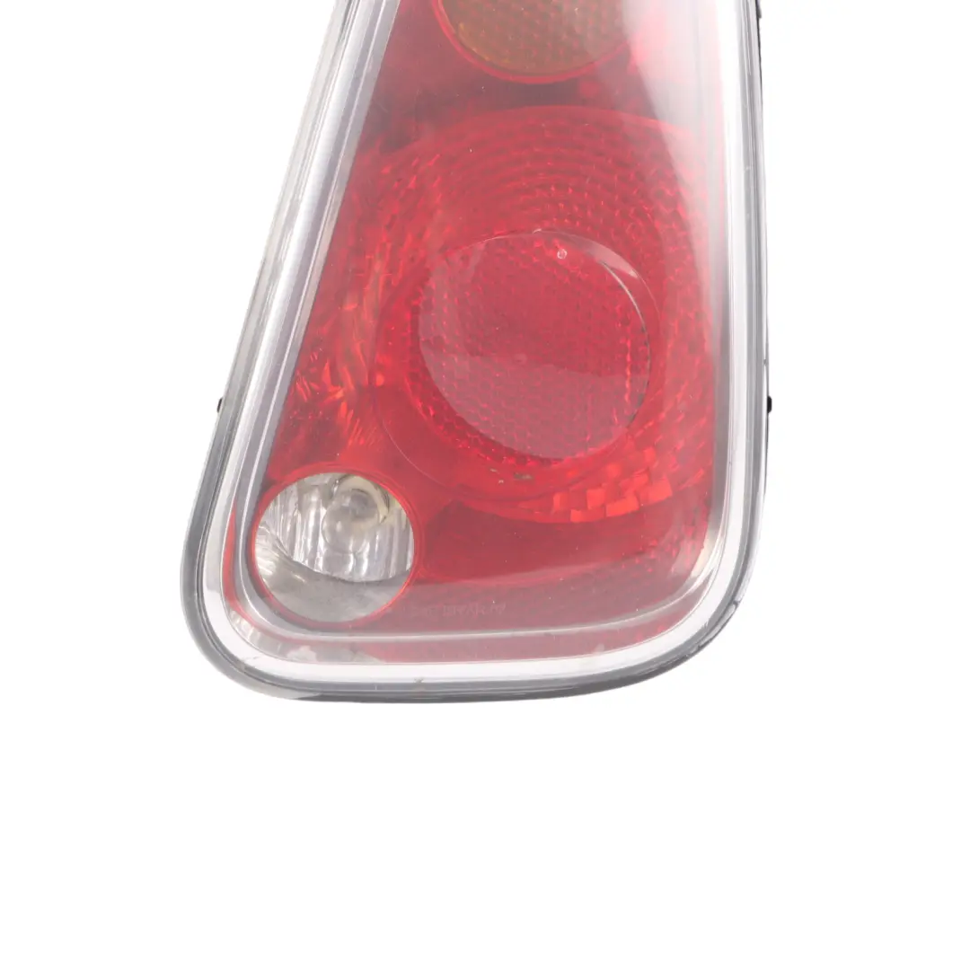 Lampa Prawa Tylna do Mini Cooper R50 R53 o numerze 7166956 Mini Cooper R50 R53 Lampa Prawa Tylna - SKU 7166956-4 - Numer Części 7166956