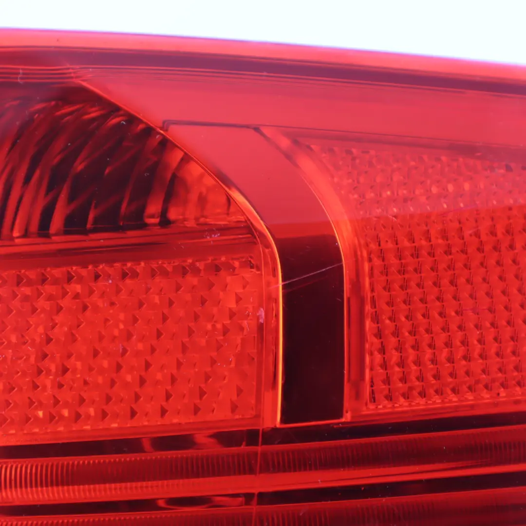  Feu Arrière BMW E92 Coupé Lumière Dans Panneau Latéral Droit - SKU 7174404-4 - Numéro de pièce 7174404