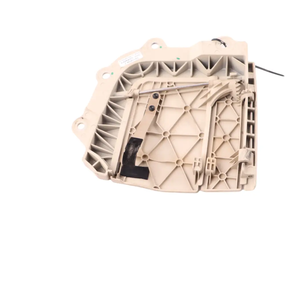 Coperchio Tetto Linkage Flap Uscita Coperchio Pieghevole Destra Beige per BMW E93 con numero di parte 7175484 BMW E93 Coperchio Tetto Linkage Flap Uscita Coperchio Pieghevole Destra Beige - SKU 7175484 - Numero di parte 7175484