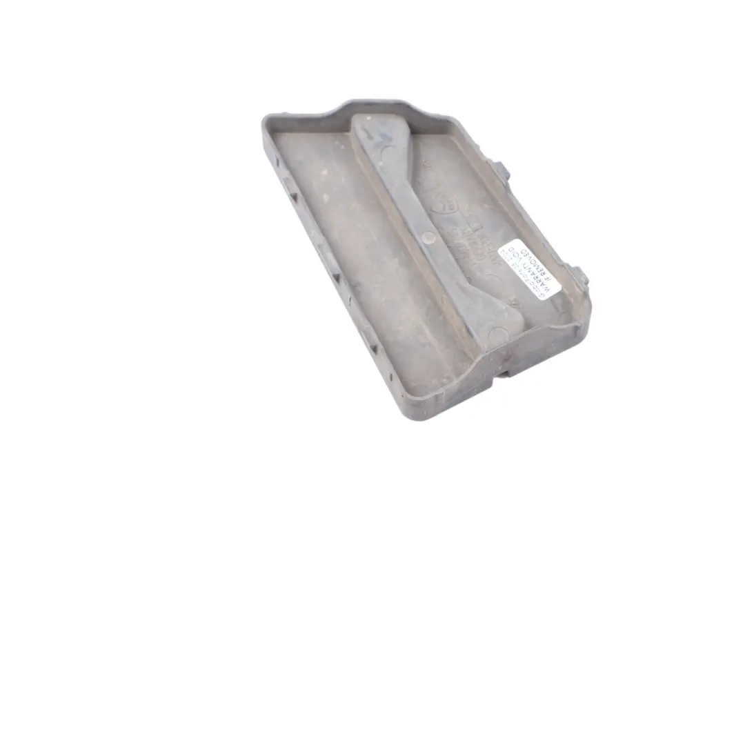 Front Bumper Brake Air Duct Covering Right O/S to BMW E60 E61 LCI with Part number 7178100 BMW E60 E61 LCI Front Bumper Brake Air Duct Covering Right O/S - SKU 7178100 - Part number 7178100