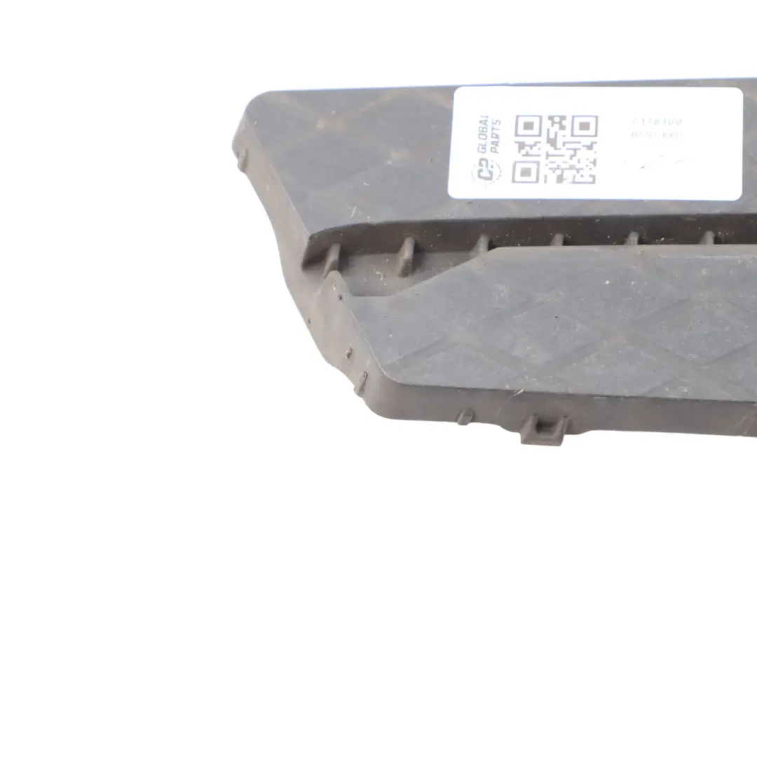 BMW E60 E61 LCI Front Bumper Brake Air Duct Covering Right O/S - SKU 7178100 - Part number 7178100