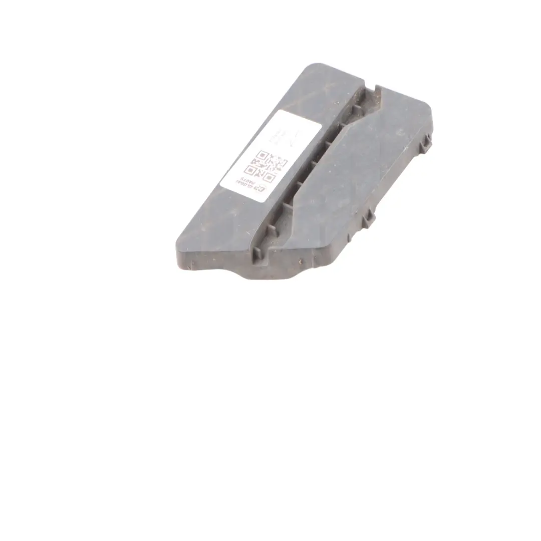 BMW E60 E61 LCI Front Bumper Brake Air Duct Covering Right O/S - SKU 7178100 - Part number 7178100