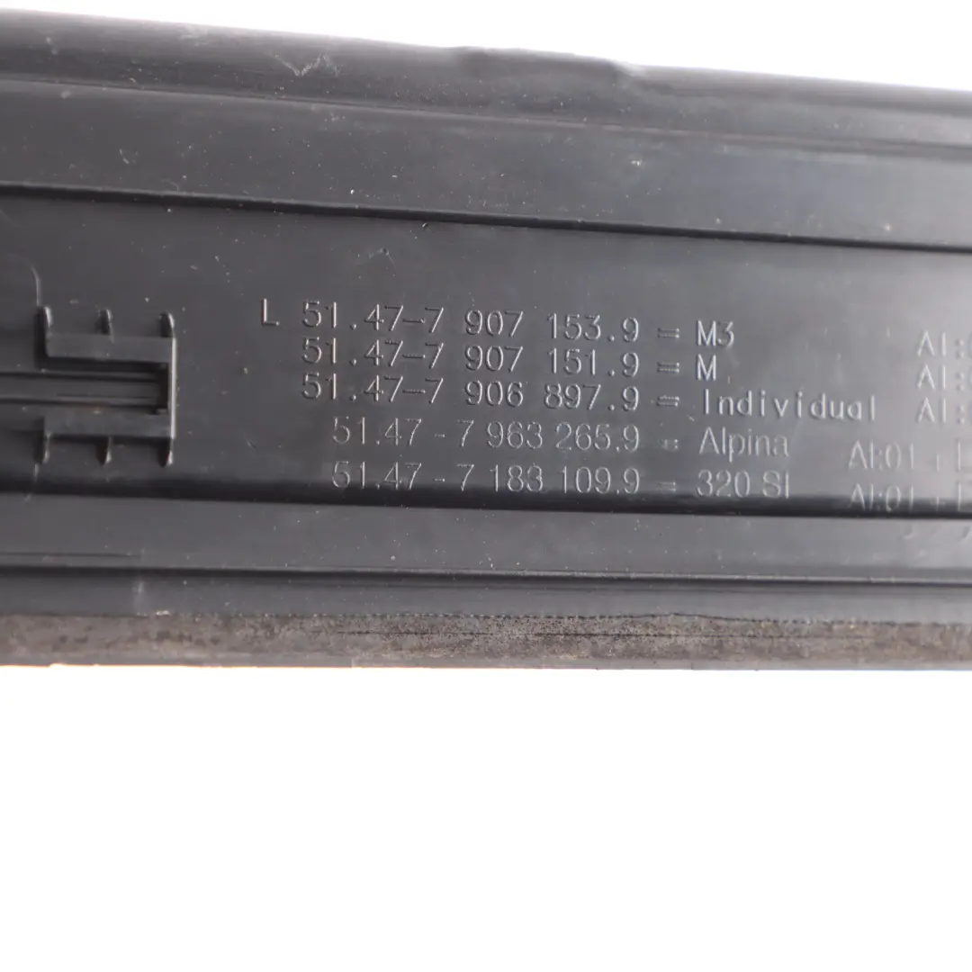 Reihe E90 Blende Einstieg vorn links 320SI / EDITION 5147 für BMW 3 mit Teilenummer 7183109 BMW 3 Reihe E90 Blende Einstieg vorn links 320SI / EDITION 5147 - SKU 7183109 - Teilenummer 7183109