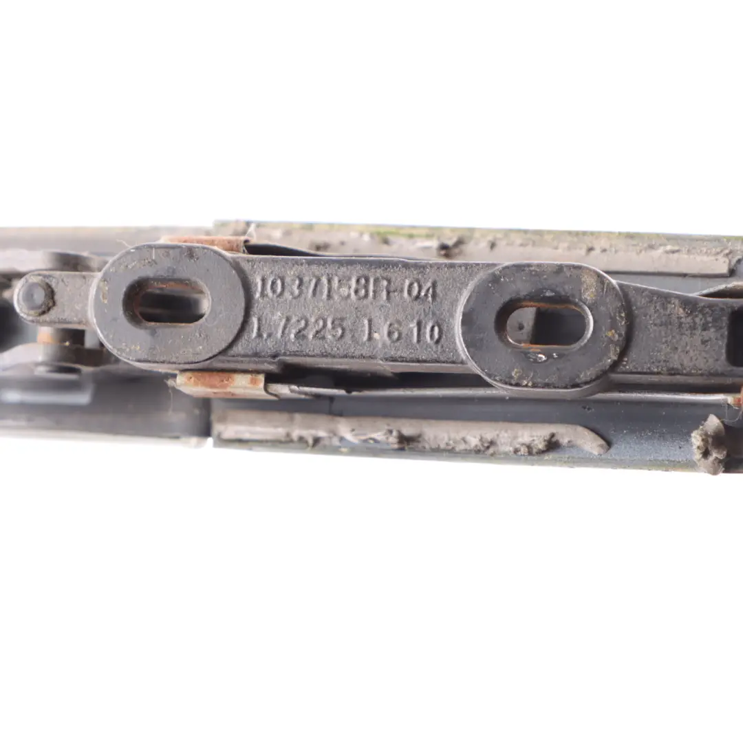 Techo Bisagra Cubierta Derecha Tira Moldura Superior Blanco Mineral A96 para BMW E93 con número de pieza 7184048 BMW E93 Techo Bisagra Cubierta Derecha Tira Moldura Superior Blanco Mineral A96 - SKU 7184048-MW - Número de pieza 7184048