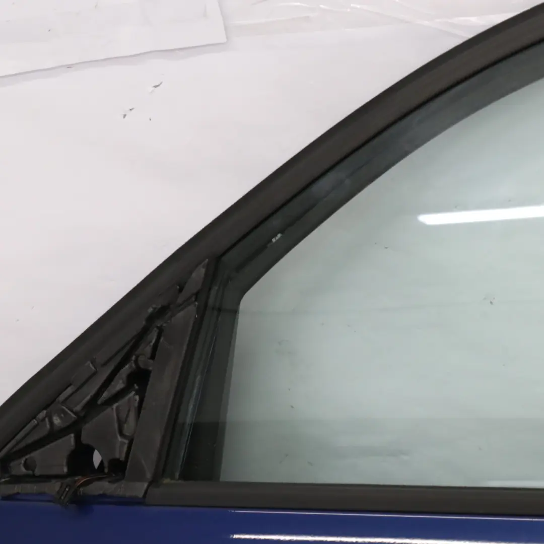 Tür Vorne Links Le Mans Blau Metallic - 381 für BMW E87 mit Teilenummer 7191011 BMW E87 Tür Vorne Links Le Mans Blau Metallic - 381 - SKU 7191011-LMB1 - Teilenummer 7191011