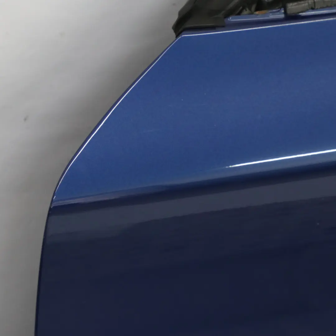 Porta anteriore sinistra Le Mans Blau Blue Metallic - 381 per BMW E87 con numero di parte 7191011 BMW E87 Porta anteriore sinistra Le Mans Blau Blue Metallic - 381 - SKU 7191011-LMB1 - Numero di parte 7191011