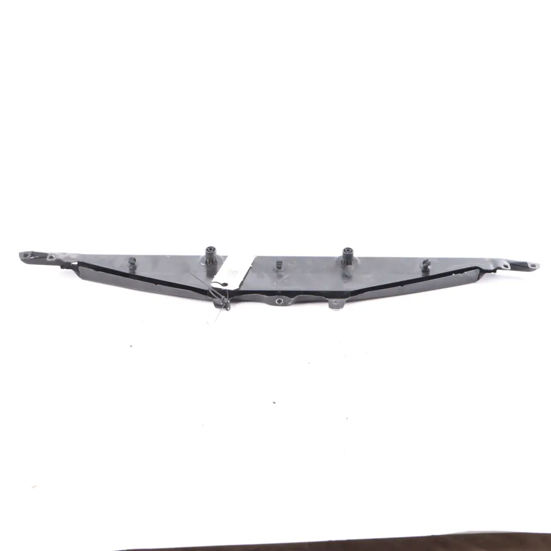 Staffa Radiatore BMW F01 F02 Supporto Superiore Radiatore Montaggio per con numero di parte 7199417 Staffa Radiatore BMW F01 F02 Supporto Superiore Radiatore Montaggio - SKU 7199417 - Numero di parte 7199417