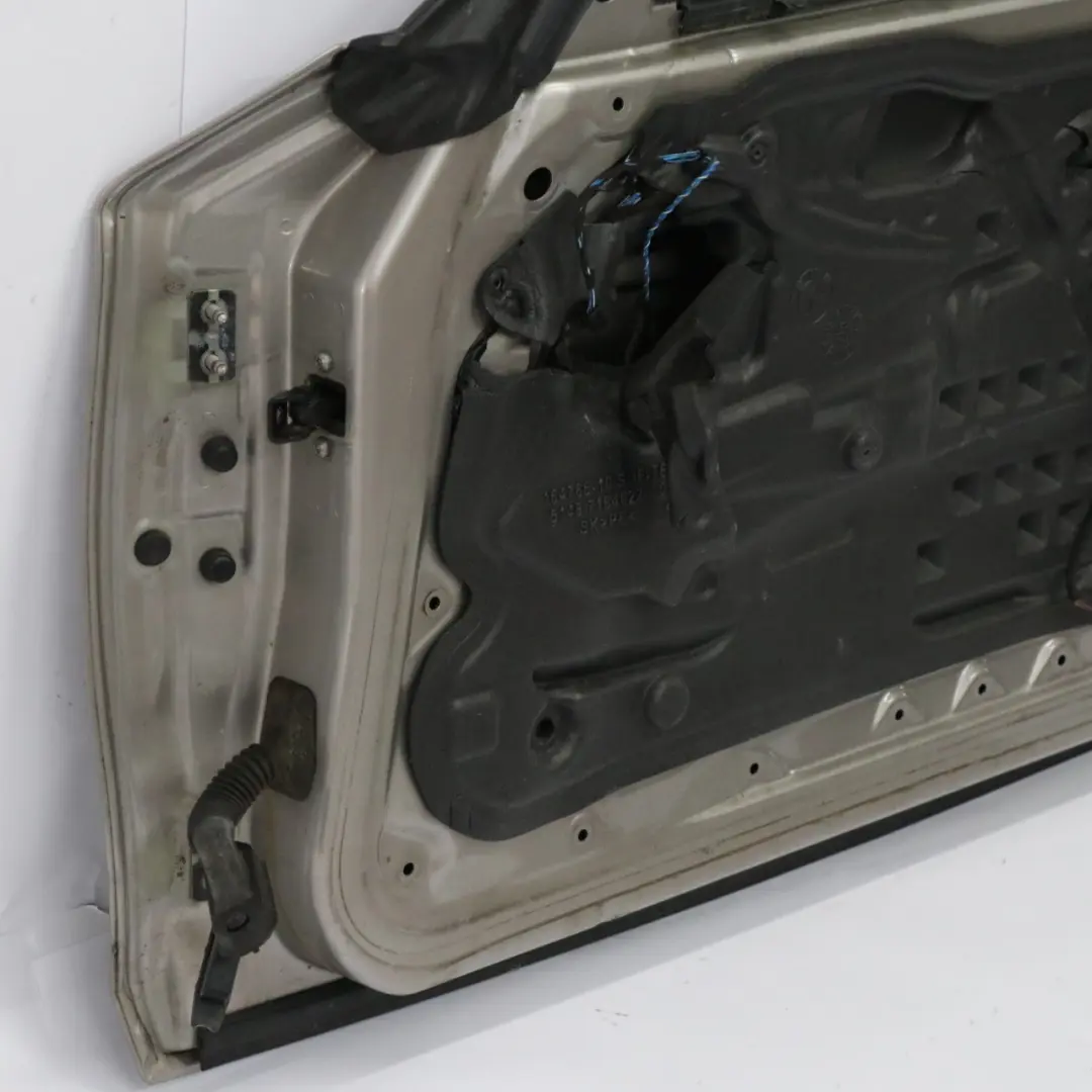 BMW E81 E82 Puerta Delantera Derecha E88 Kaschmirsilber Cashmere Silver - A72 - SKU 7207446-KAS3 - Número de pieza 7207446