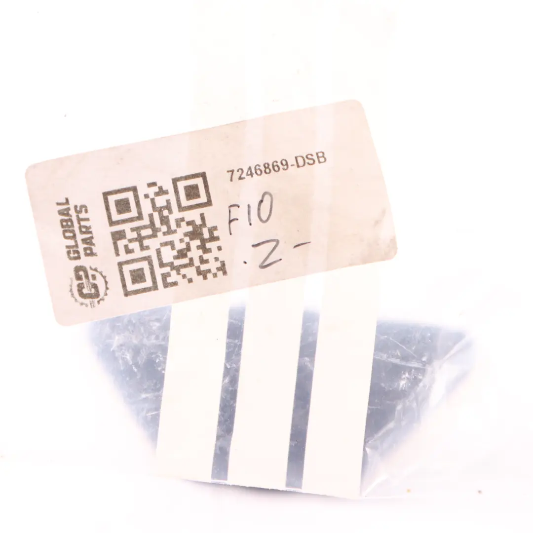 Cache avant BMW F10 F11 Pare-chocs gauche Trim Deep Sea Blue - A76 pour à propos du numéro de pièce 7246869 Cache avant BMW F10 F11 Pare-chocs gauche Trim Deep Sea Blue - A76 - SKU 7246869-DSB - Numéro de pièce 7246869