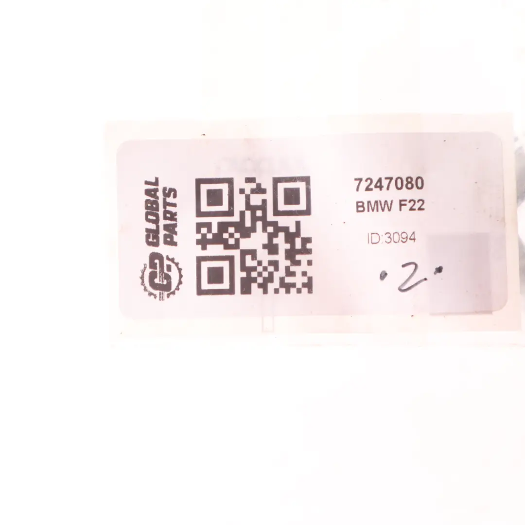 Cappuccio Gancio chiusura Staffa montaggio Supporto per BMW F22 con numero di parte 7247080 BMW F22 Cappuccio Gancio chiusura Staffa montaggio Supporto - SKU 7247080 - Numero di parte 7247080
