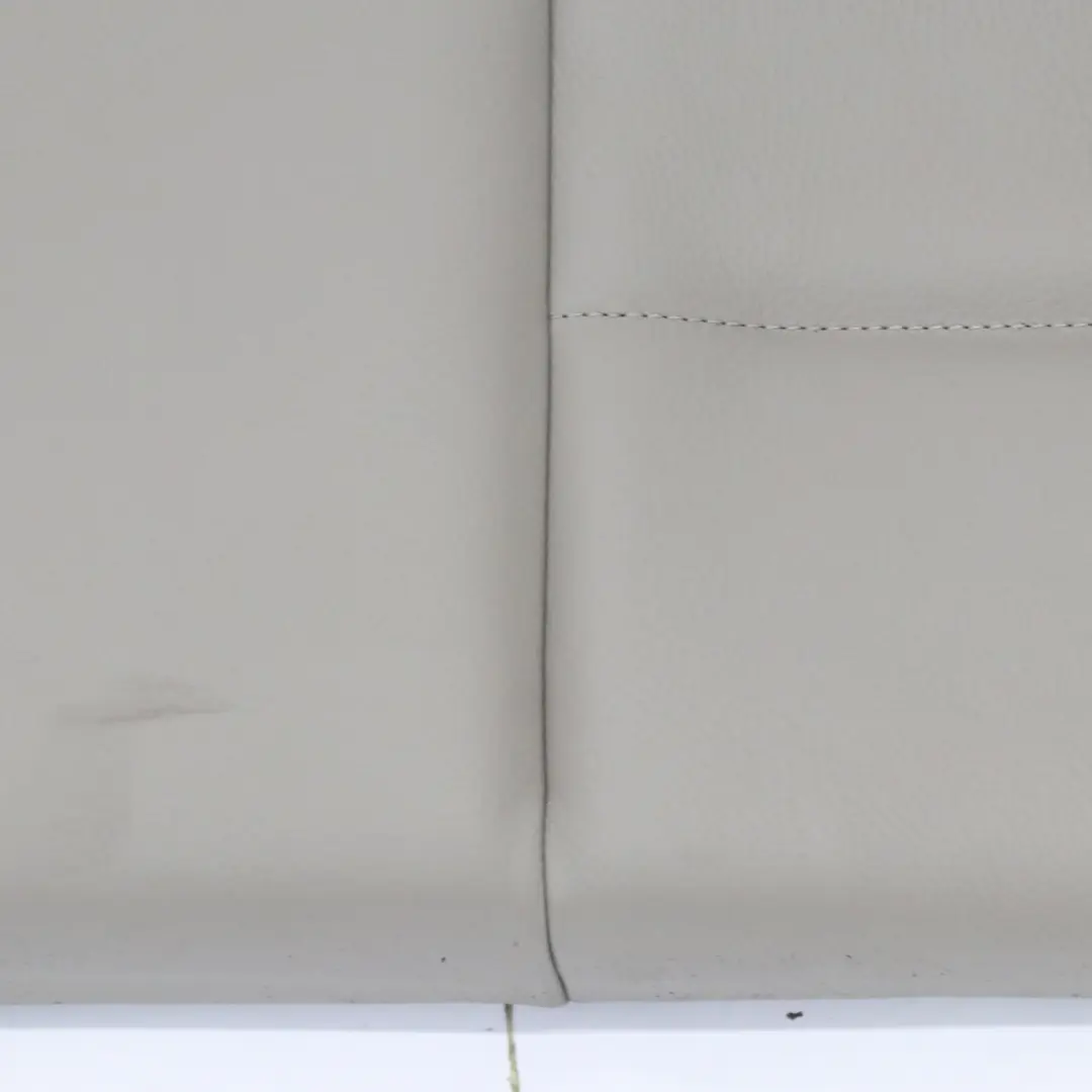 Dossier de siège arrière gauche Revêtement de dossier cuir gris pour BMW E82 à propos du numéro de pièce 7247353 BMW E82 Dossier de siège arrière gauche Revêtement de dossier cuir gris - SKU 7247353 - Numéro de pièce 7247353