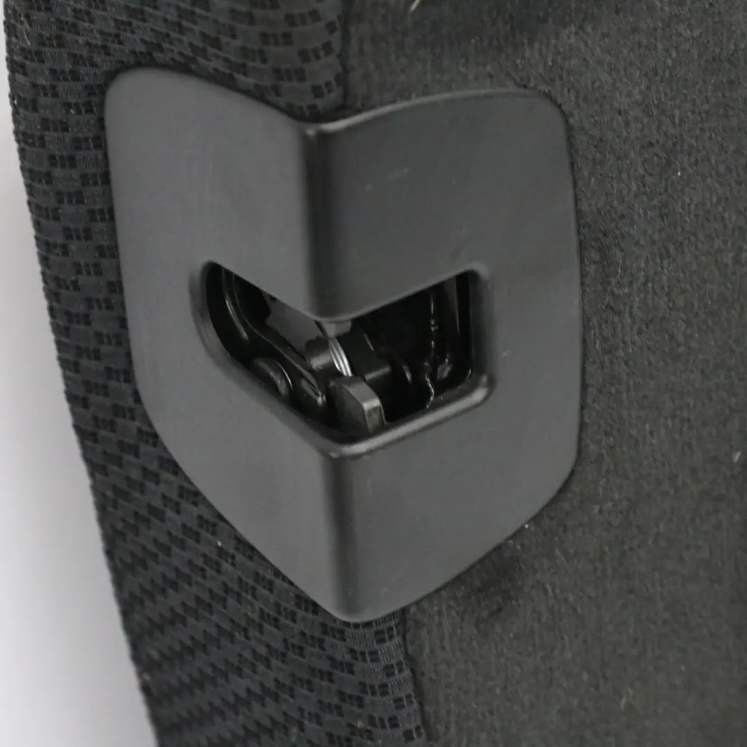 Asiento Trasero Izquierdo Funda Respaldo Tela Negro para BMW E91 con número de pieza 7251916 BMW E91 Asiento Trasero Izquierdo Funda Respaldo Tela Negro - SKU 7251916 - Número de pieza 7251916