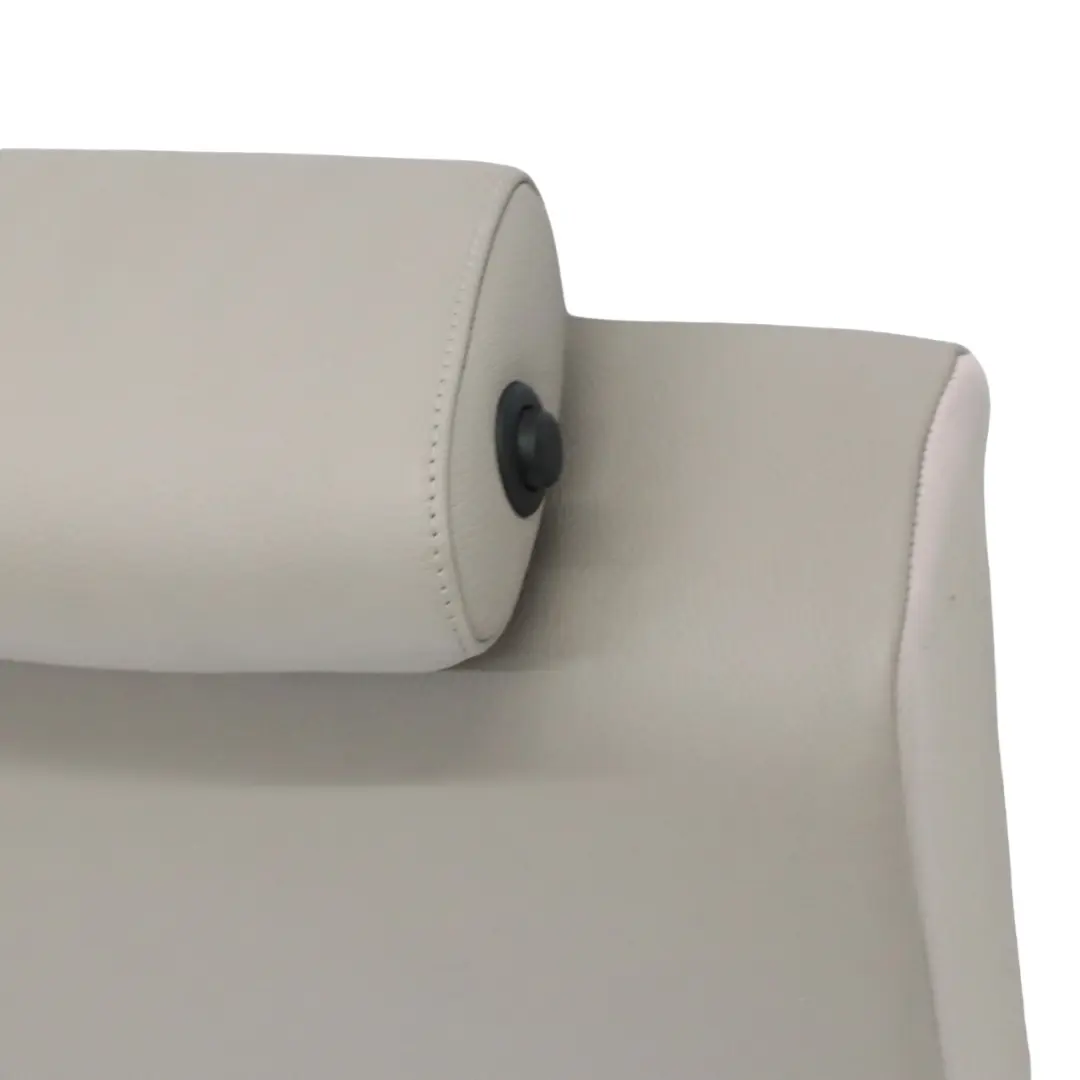 Funda Asiento Trasero Cuero Respaldo Derecho Beige para BMW E82 Coupe con número de pieza 7257025 BMW E82 Coupe Funda Asiento Trasero Cuero Respaldo Derecho Beige - SKU 7257025 - Número de pieza 7257025